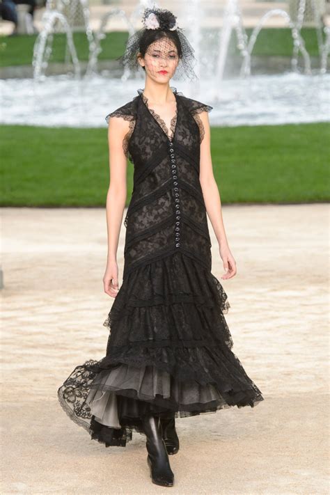 chanel markdown 2018|Chanel Spring 2018 Couture Collection .